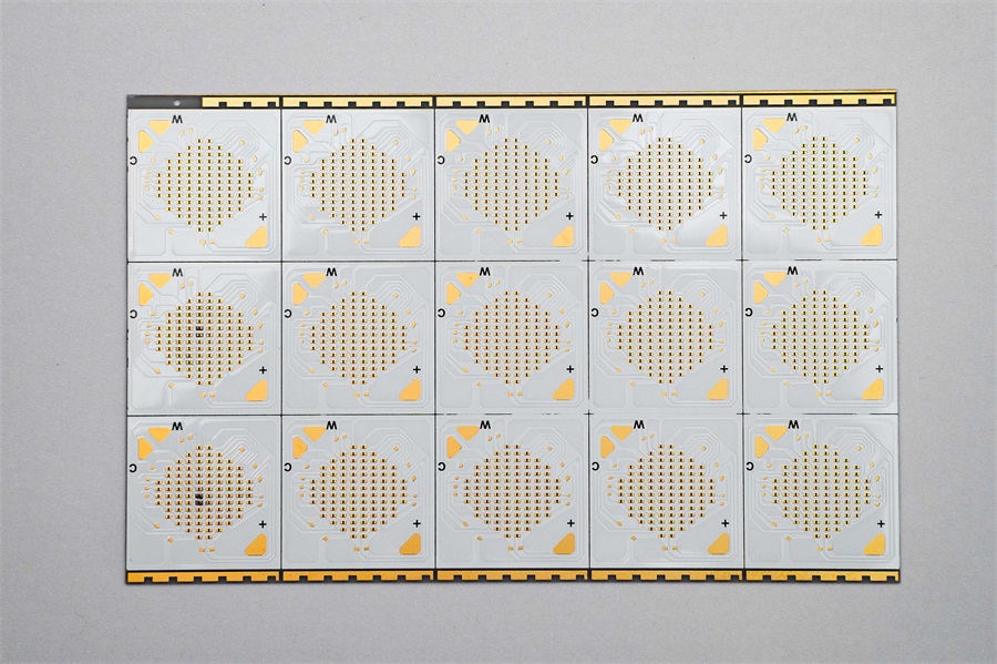 Flat LED ceramic bracket